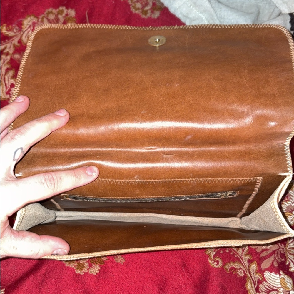 Purse - Picture 2 of 2